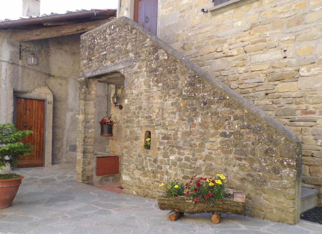 Casa Vacanze Podere Ugolini Ronta Luaran gambar